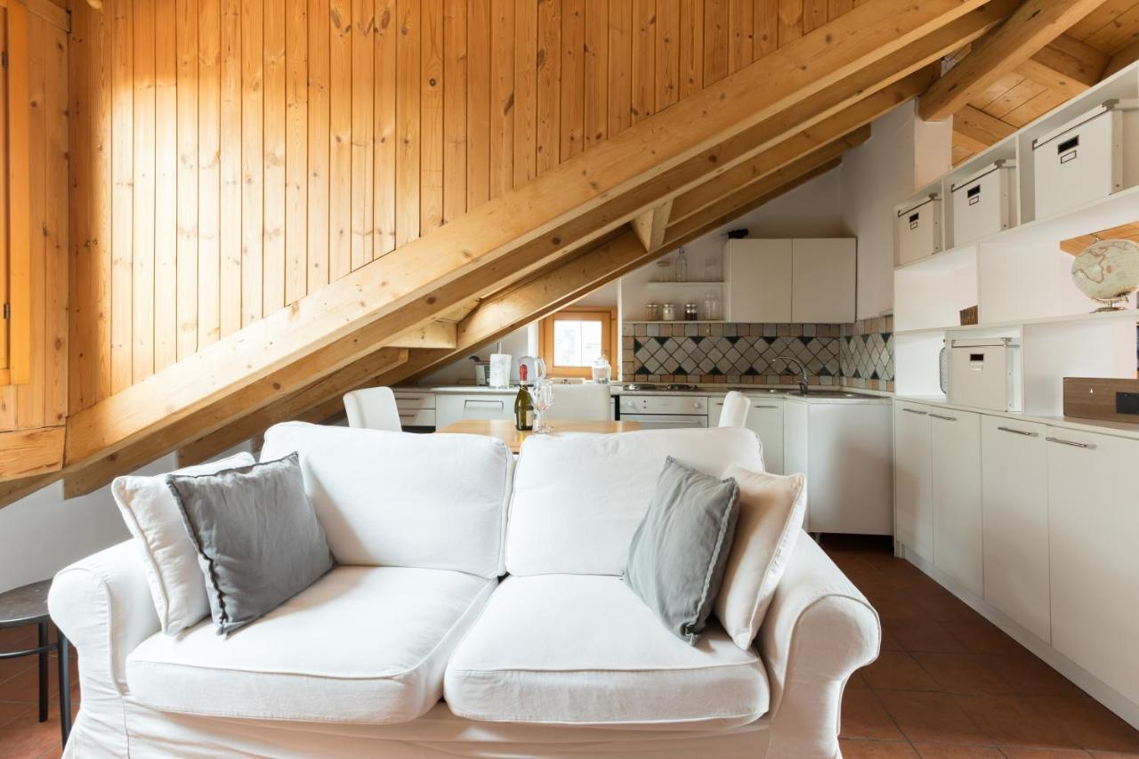 Milano Apartments Mortara Eksteriør billede