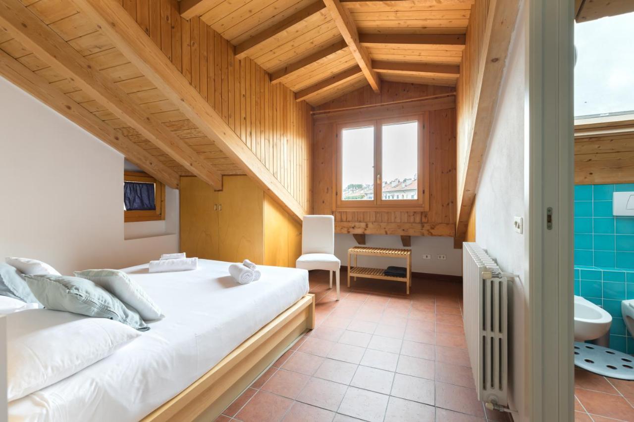 Milano Apartments Mortara Eksteriør billede