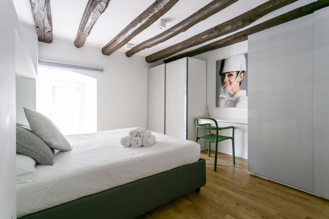 Milano Apartments Mortara Eksteriør billede